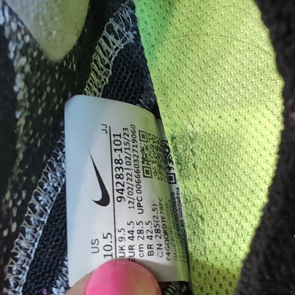 Nike Free Rn Flyknit Running Shoes Black, Gray, Green - Picture 5 of 5